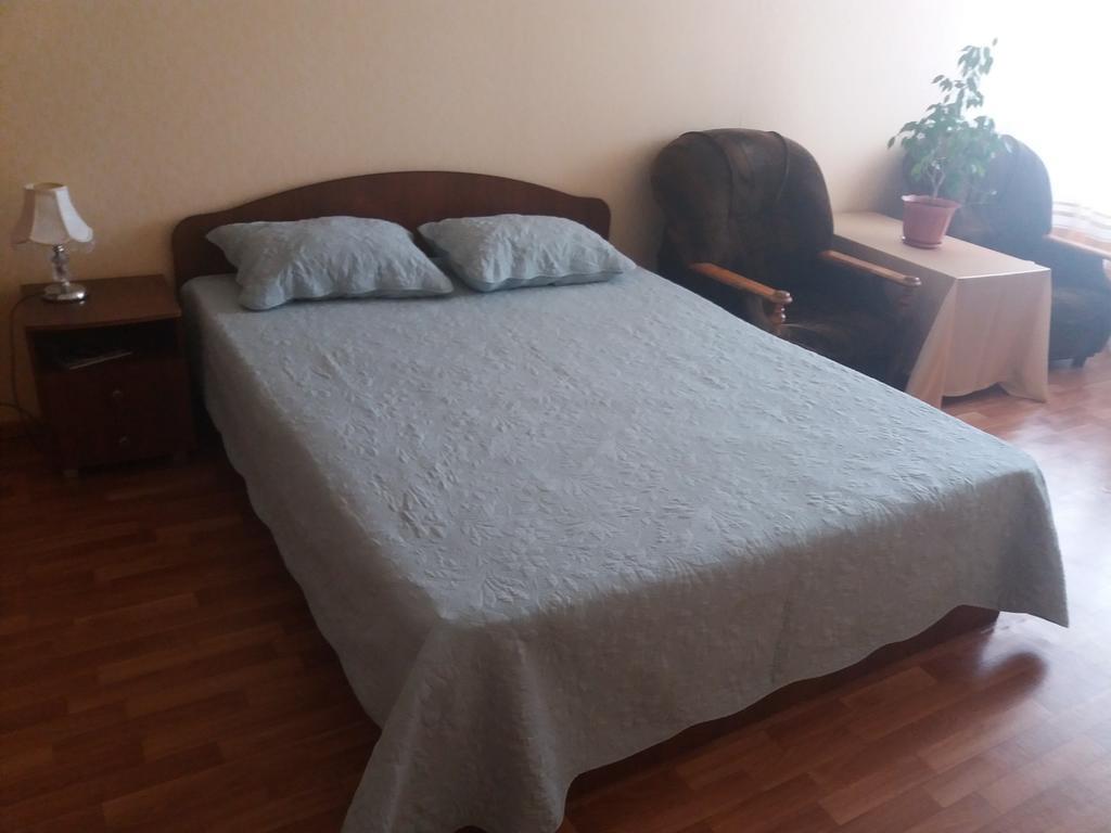 Togliatti Apartment On Lenina 76 מראה חיצוני תמונה